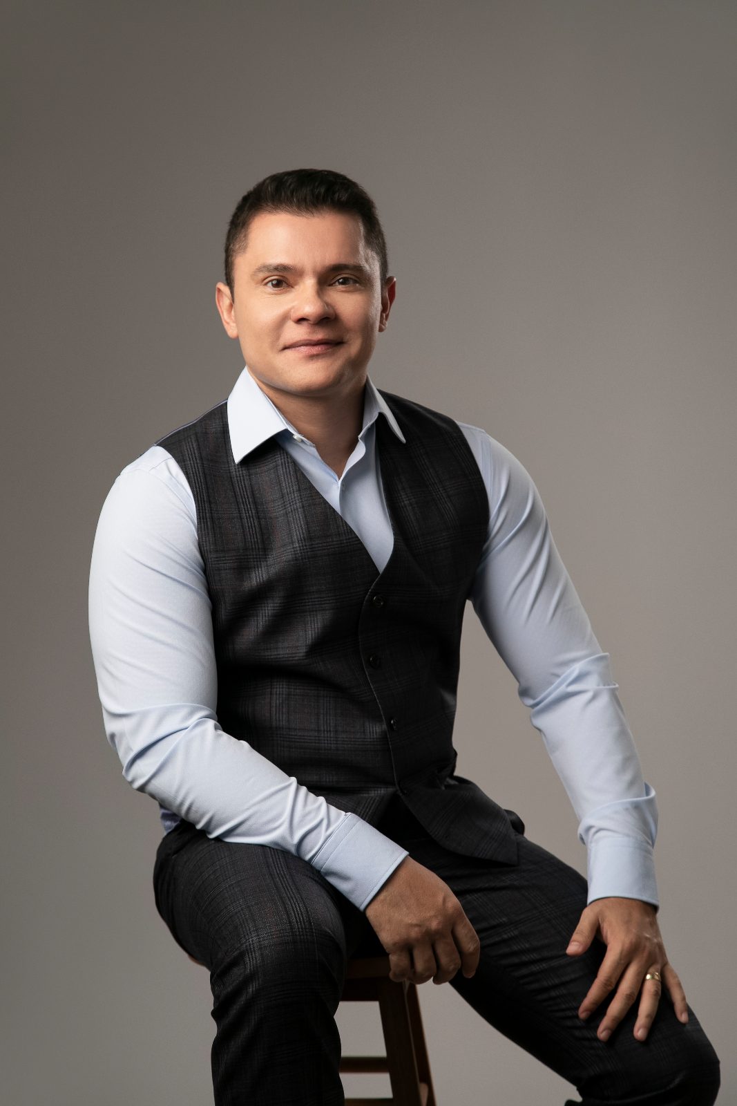 Foto do pianista brasileiro Aleyson Scopel