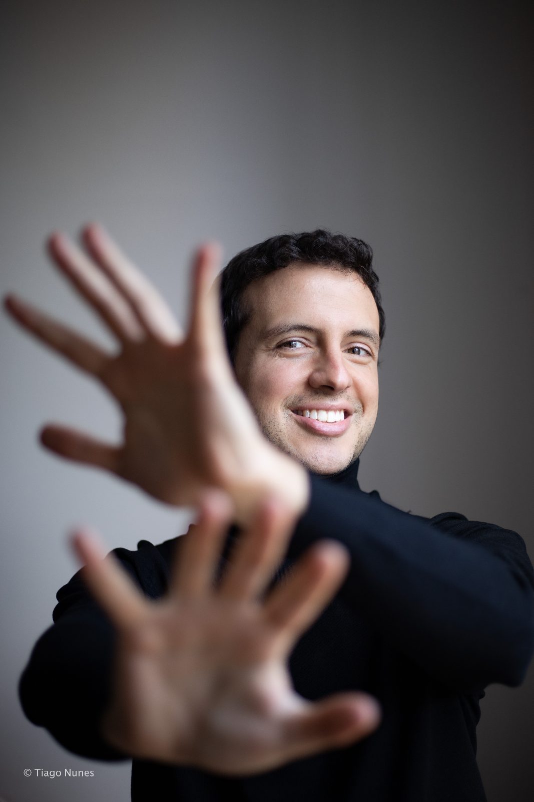 Foto do pianista brasileiro Leonardo Hilsdorf