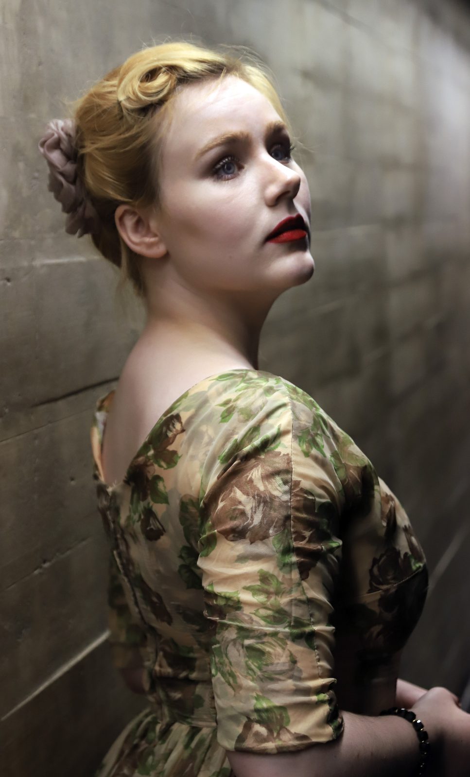 Foto da soprano brasileira Manuela Korossy