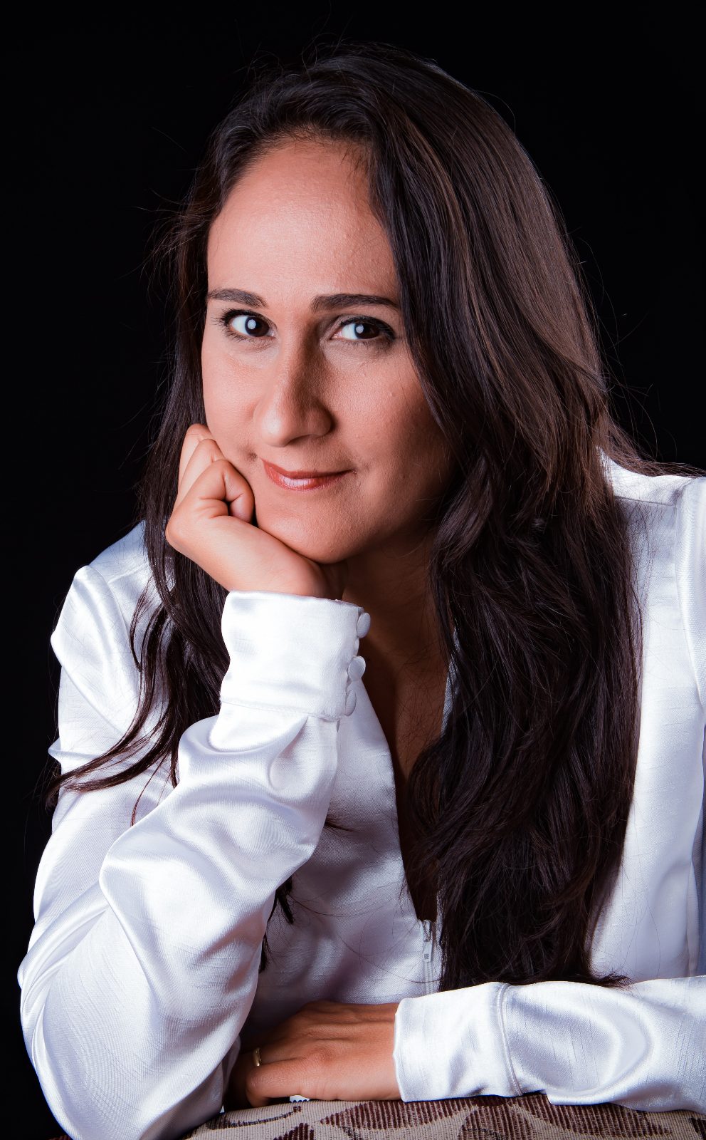Foto da maestra brasileira Simone Menezes